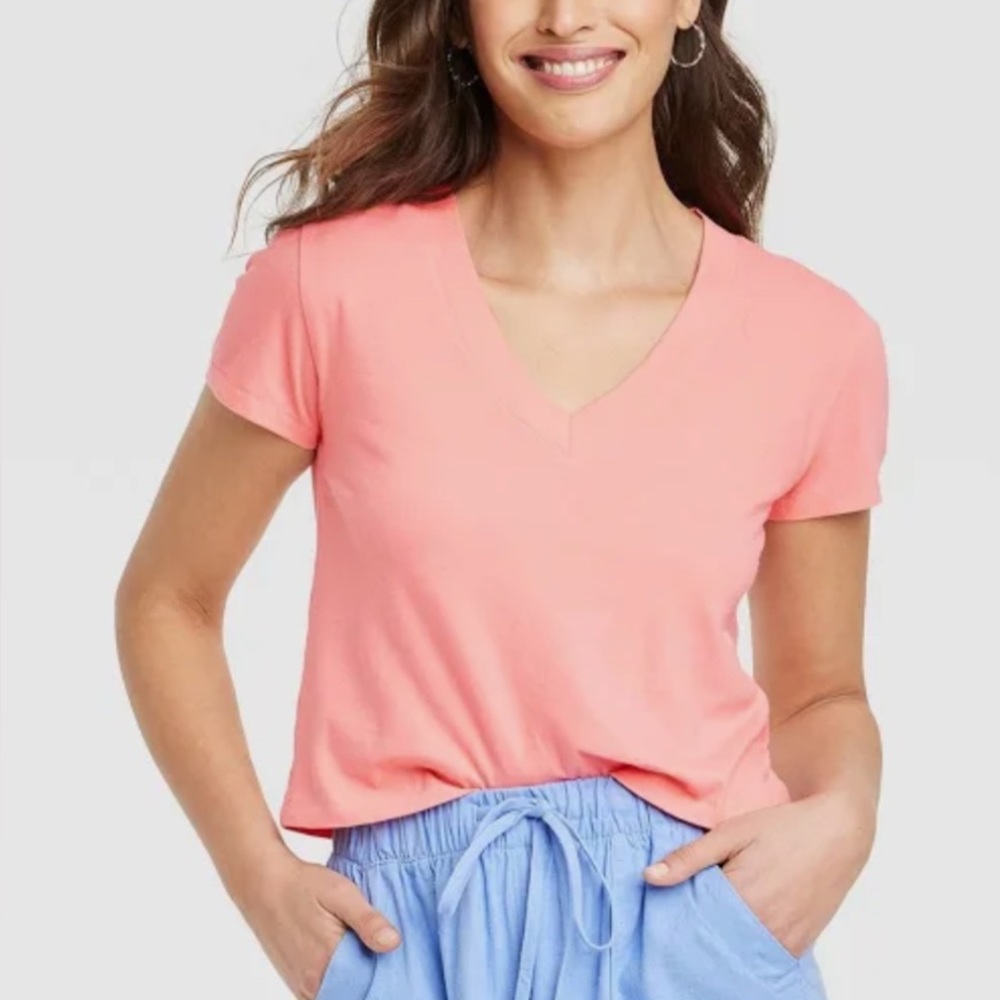 NWT Universal Thread Small Ts 4 colors Sz small - Picture 3 of 6